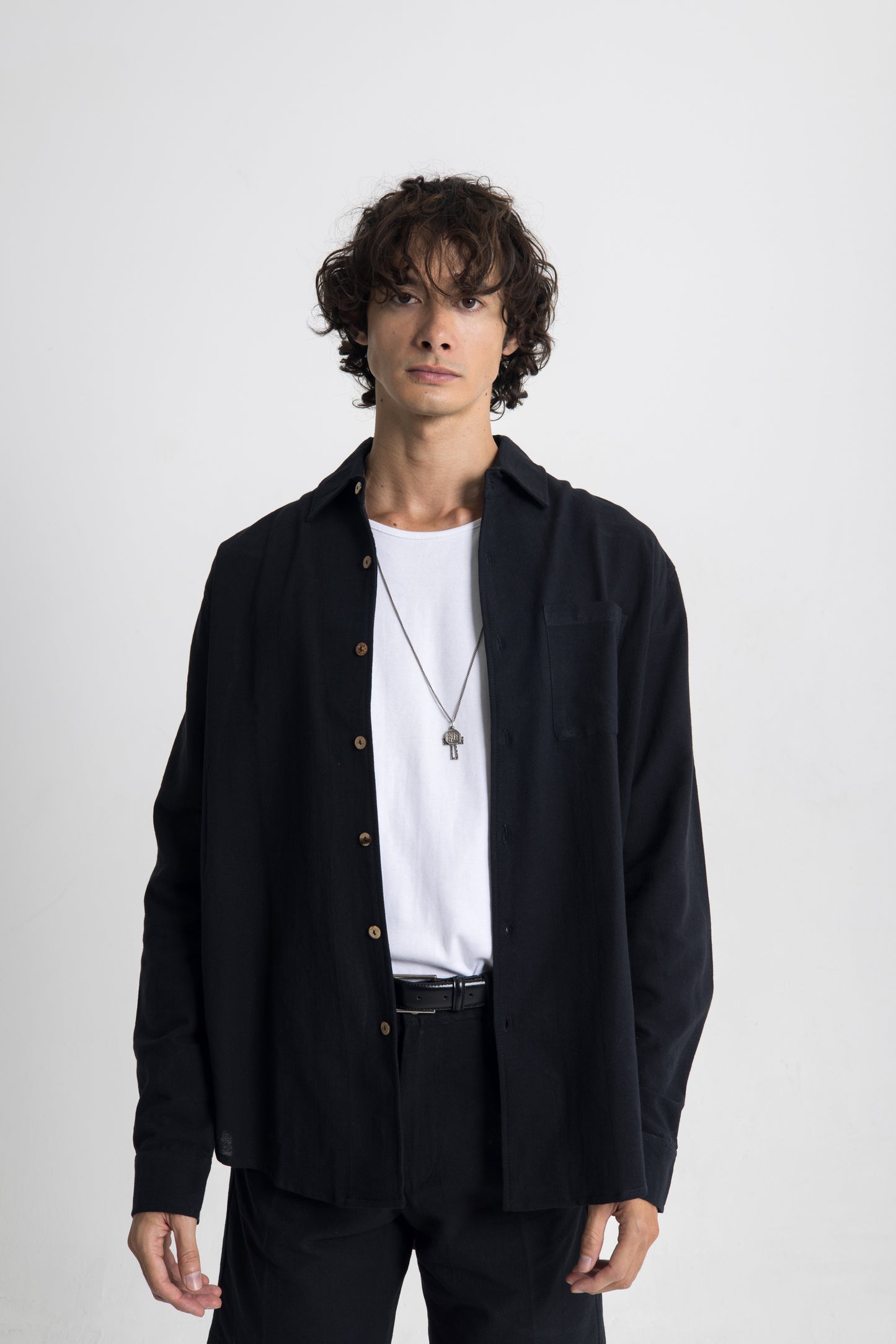 Lost In Nowhere Button Up / Linen Seaside Linen - Black Sand LS Seaside Linen - Black Sand LS
