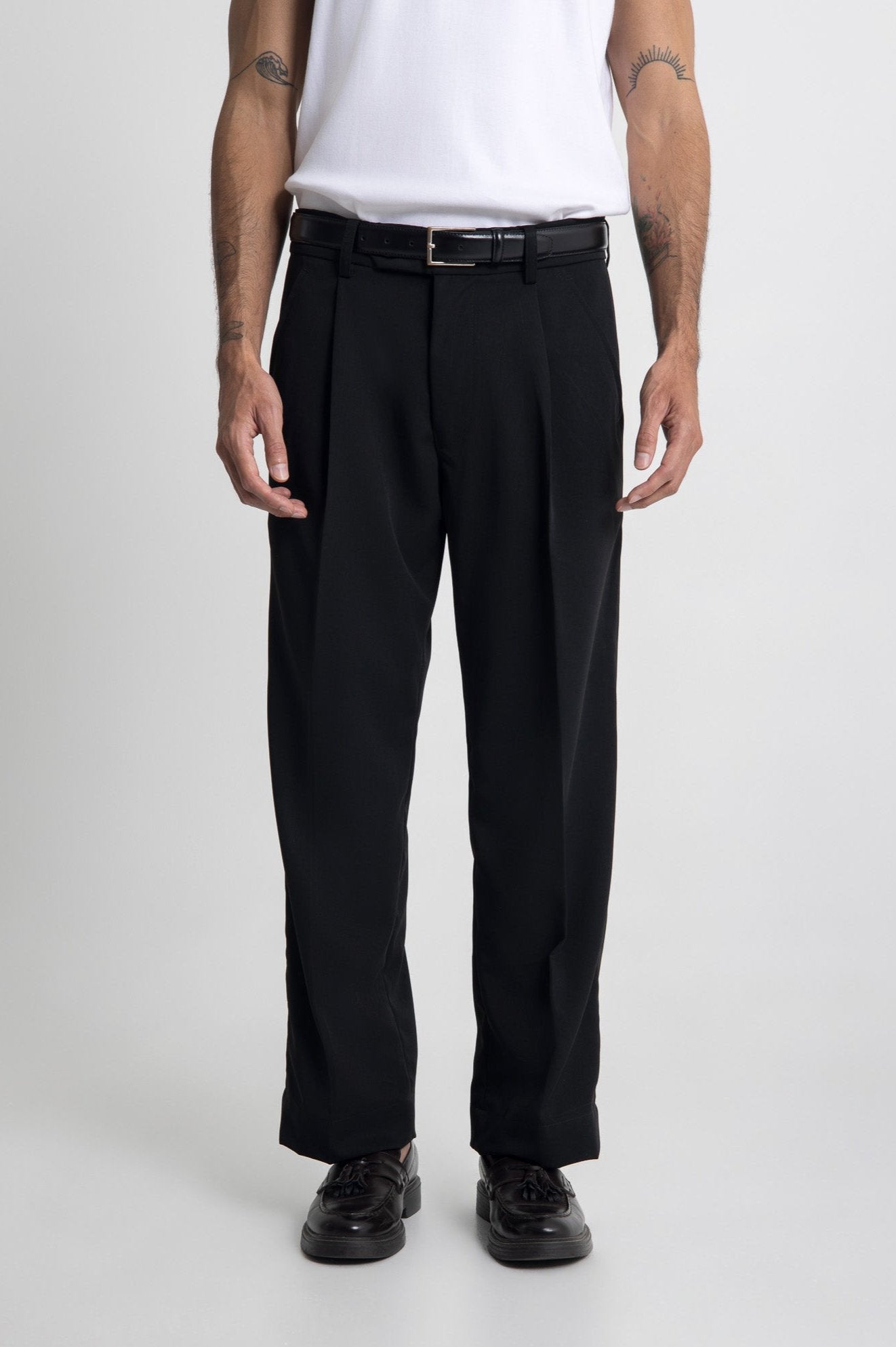 Lost In Nowhere Pants Seseh Pleated Pant - Black Seseh Pleated Pant - Black