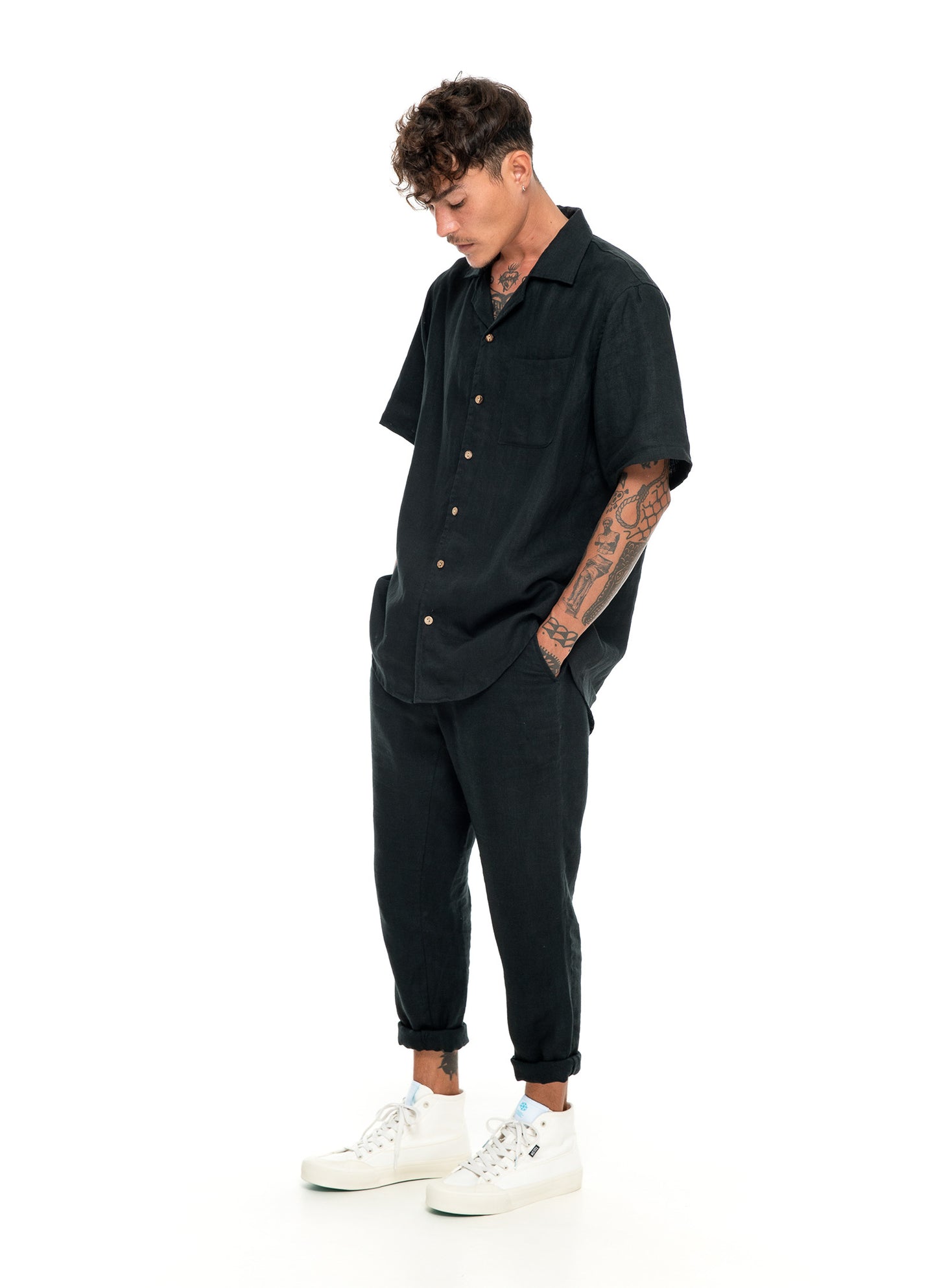 Load image into Gallery viewer, Waiheke Linen Pant - Black
