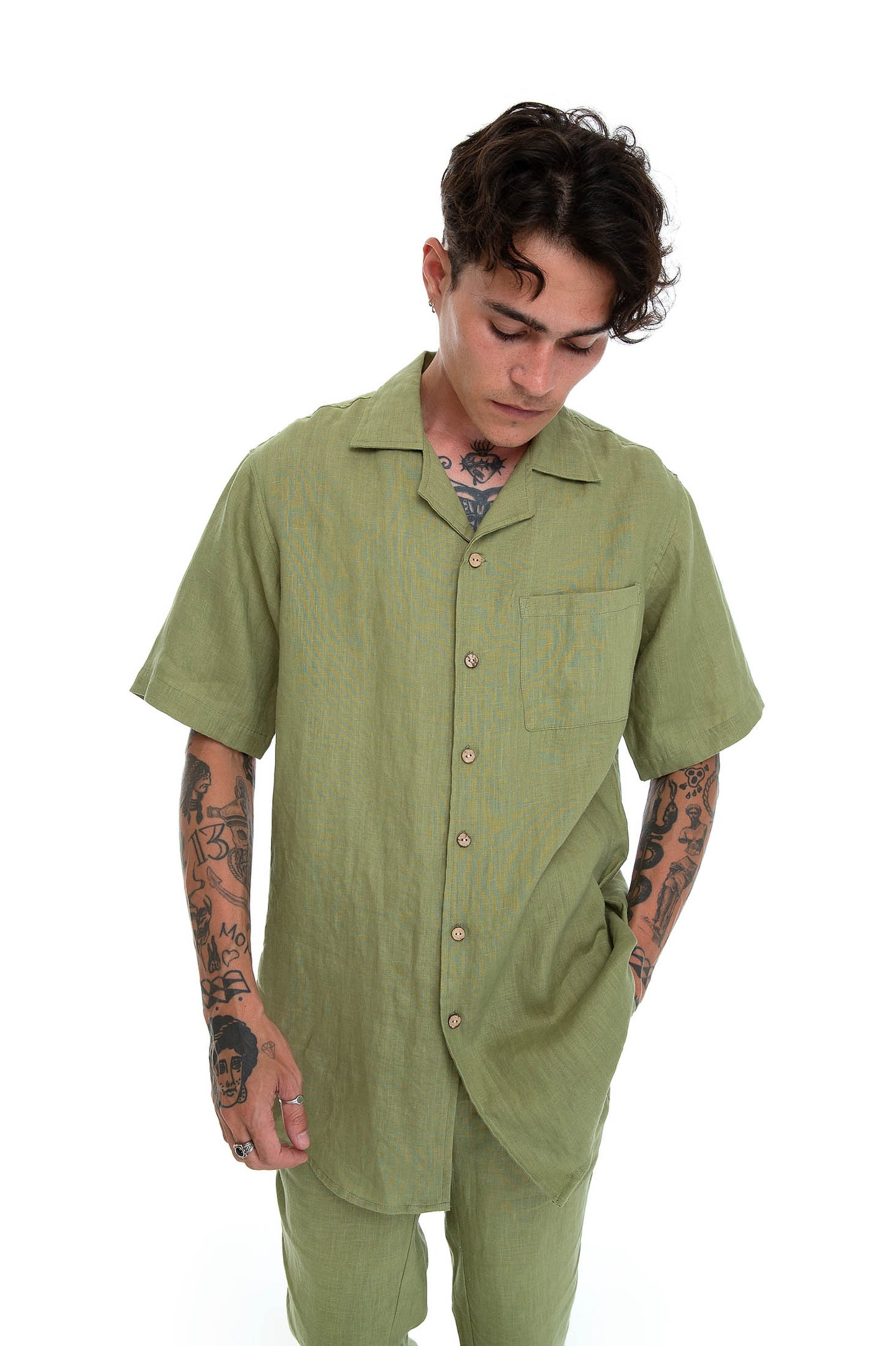 Load image into Gallery viewer, Army Green Linen Shirt
